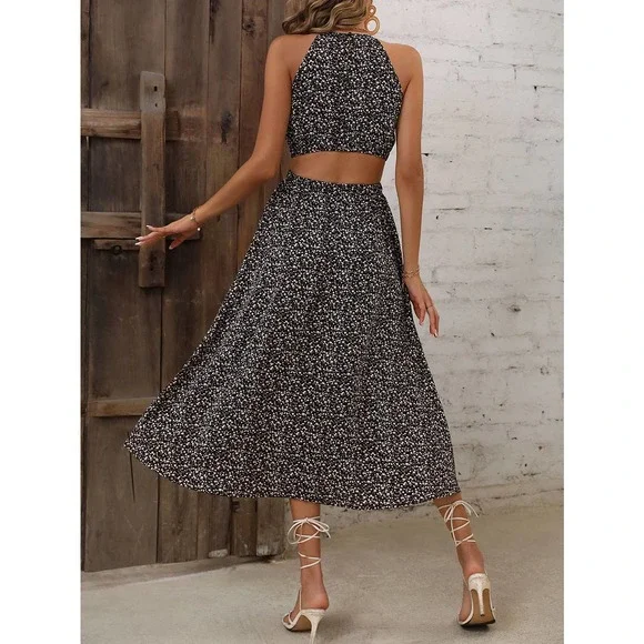 boho Floral Print Cut Out Waist Halter midi Dress - Picture 2 of 9